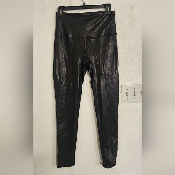 Jane and Bleecker Faux Leather Leggings Size XLarge - Picture 2 of 12